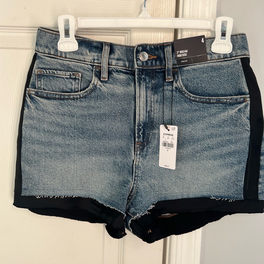 Express size 4 shorts